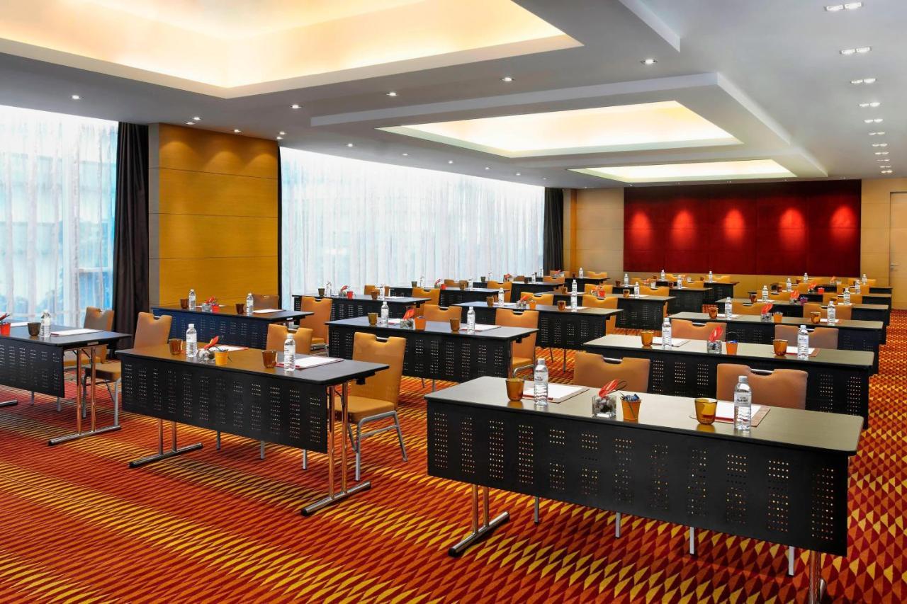 สุขุมวิท พาร์ค กรุงเทพ - แมริออท เอ็กเซกคิวทีฟ อพาร์ตเมนต์ Hotel กรุงเทพมหานคร ภายนอก รูปภาพ